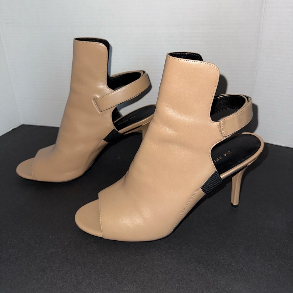 Via Spiga Ida Open Peep Toe Desert Tan Stirrup Slingback Ankle Bootie Heels 9 39 - Picture 5 of 12